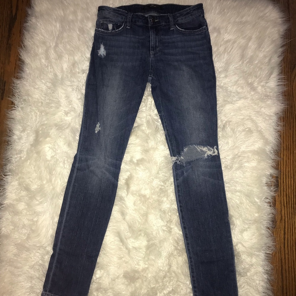 Joes distressed jeans 👖